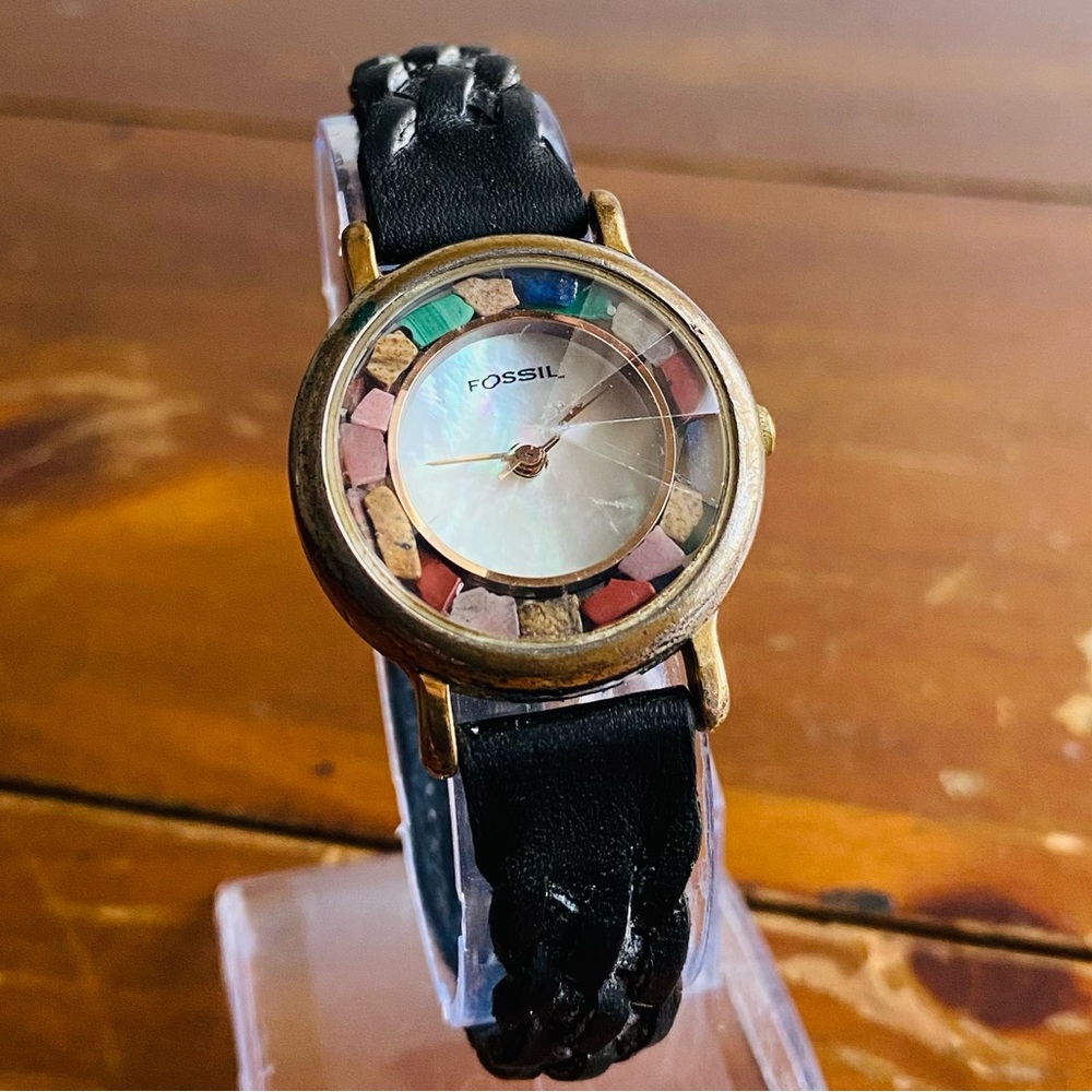 1994 FOSSIL MULTI COLOR STONE MOTHER OF PEARL WATCH PC-7329
